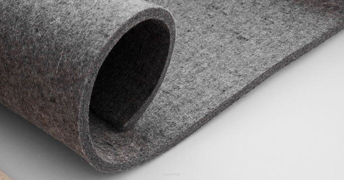 Polski filc poliestrowy gruby 10 mm 1200 g szary rozmiar 160x75 cm