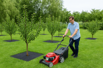 Filcowa mata przeciwchwastowa kwadratowa 70x70 cm 4mm grafit, do ściółkowania roslin, drzewek, drzew, szkółkarstwa - 7